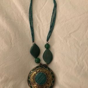 Statement piece necklace